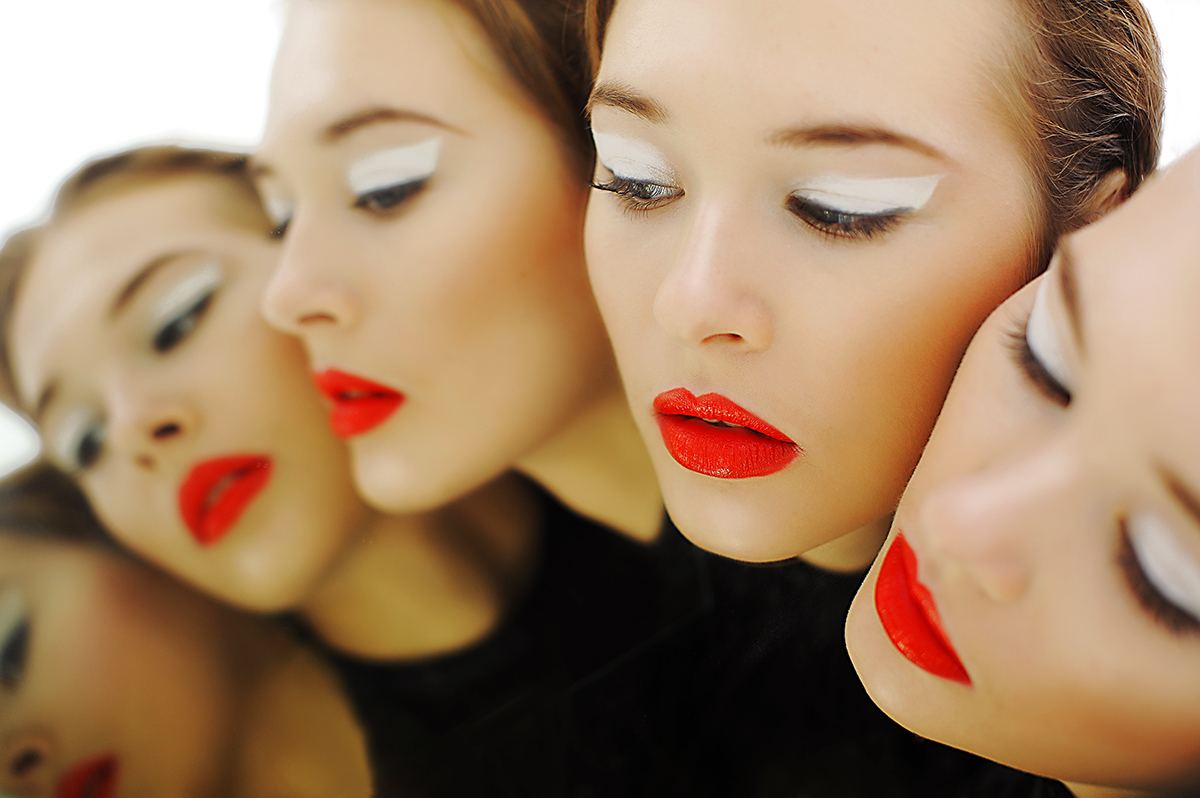Red lips.