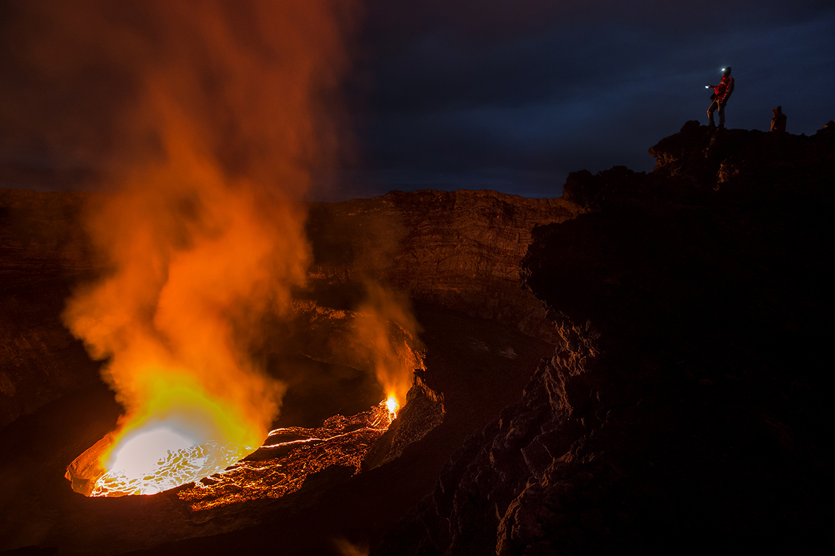 Enjoying the magic of Nyiragongo volcano