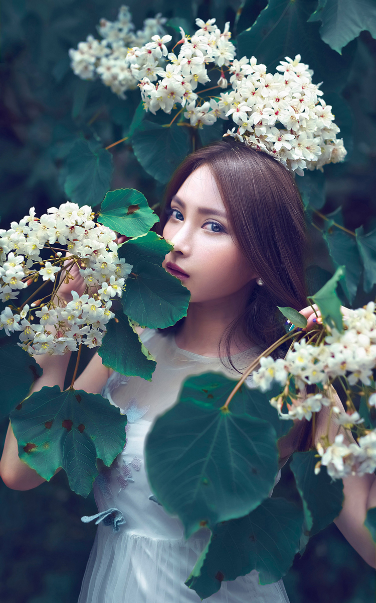 Tung Blossom
