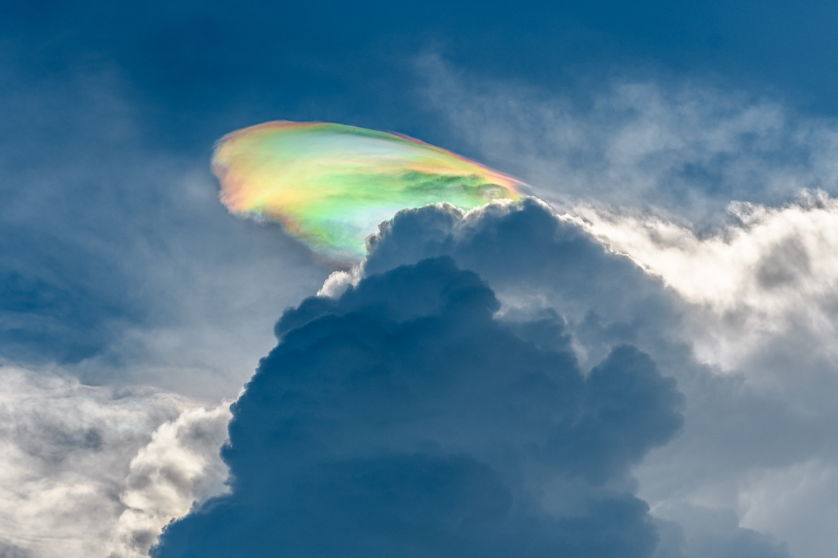 Cloud iridescence