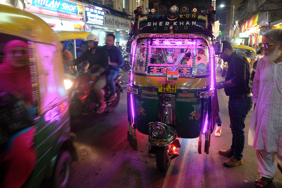 Kolkata at night