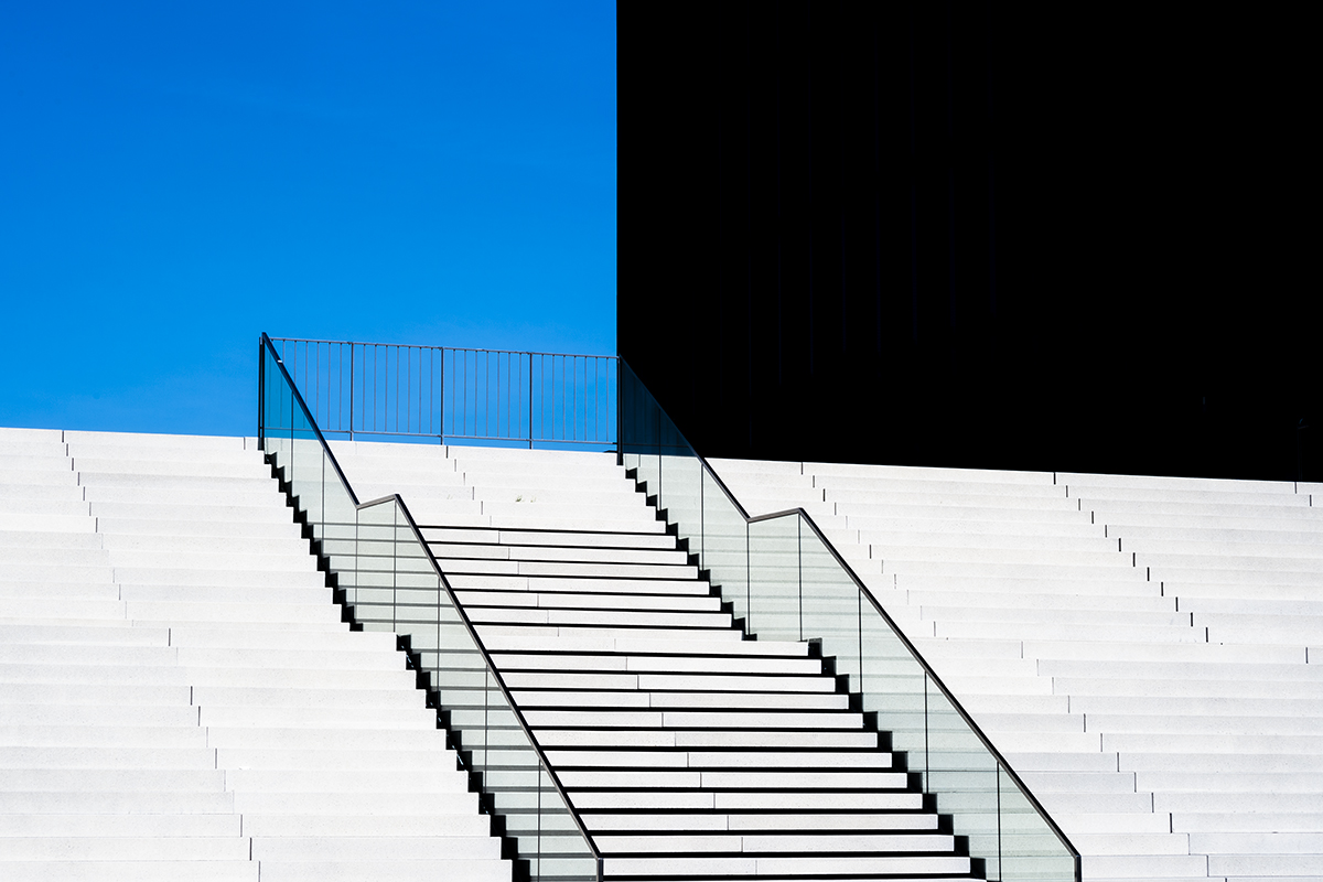 stair to the blu