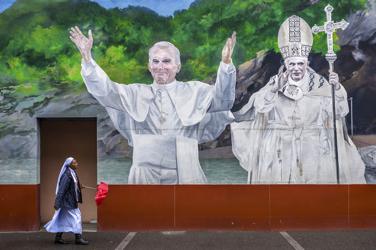 She and The Popes