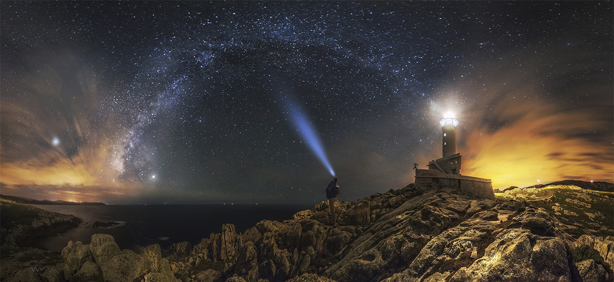 LIGHTHOUSE LIGHTNING