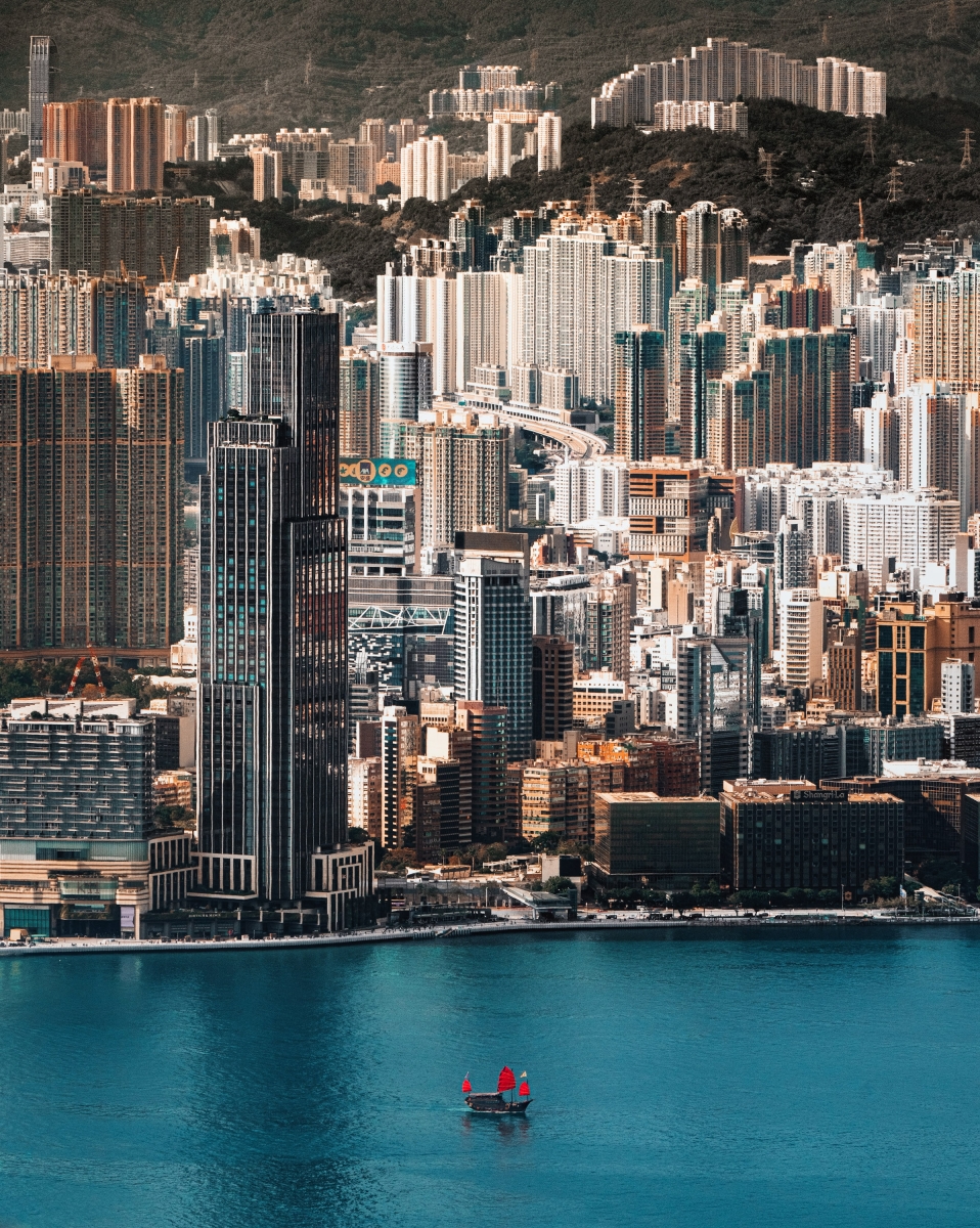 Concrete Horizons