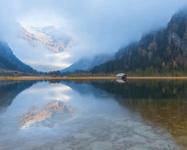 The lake between the mountains