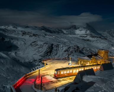 Full moon in the Alps