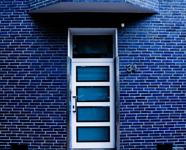 Is anybody home?
