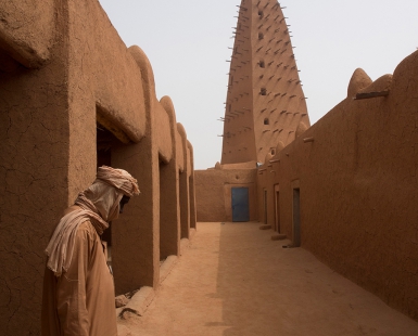 Gateway to the desert