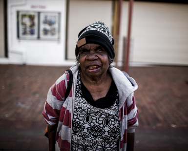 Alice Springs. Bahana, 57.