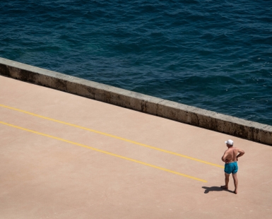 Yellow lines