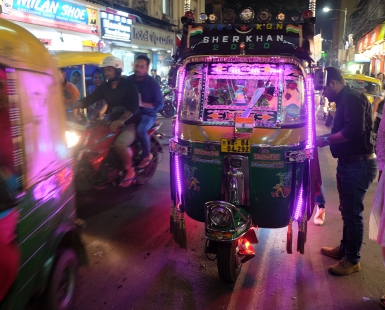 Kolkata at night