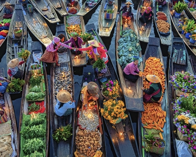 Floating market