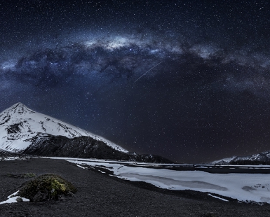 Starry volcano
