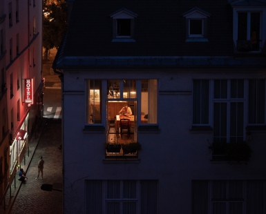 Hopper's stillness