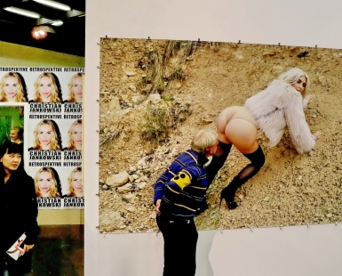 Yes, it`s Kim Kardashian