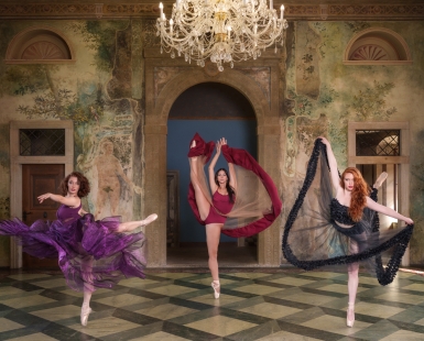 Ballerinas in the palace