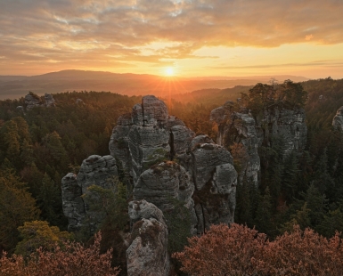 Dawn in the Stone City